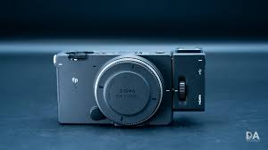 SIGMA FP L MIRRORLESS CAMERA